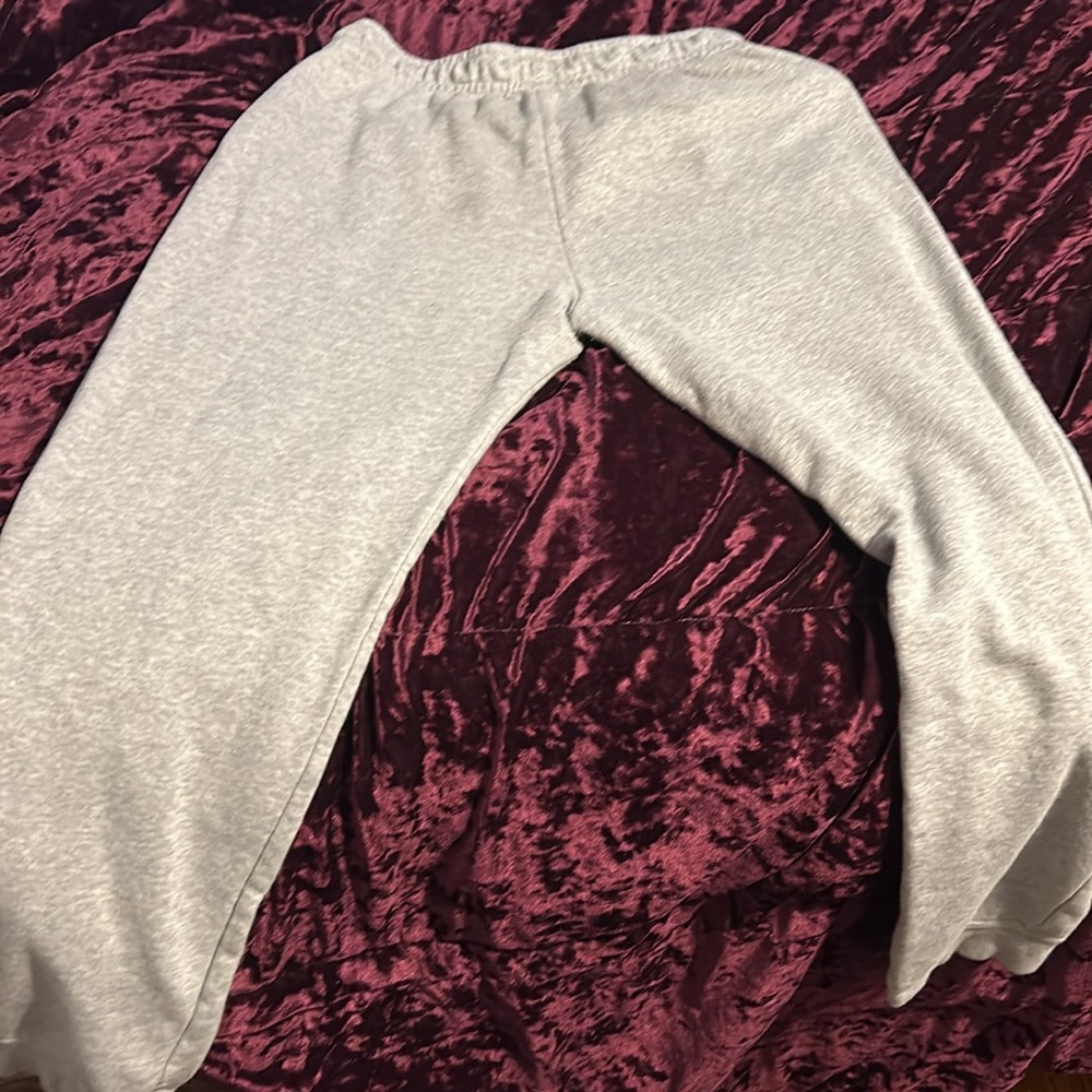 Nike - Picture 2 of 2